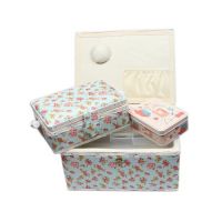 Set cutii tip cosuri pentru organizarea accesoriilor bleu si roz cu model floral (1x mare si 1x medie) si cutie de accesorii (cu accesorii incluse)