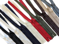 Fermoar clasic, nedetasabil, cu spira din plastic #3, YKK Flat Nylon