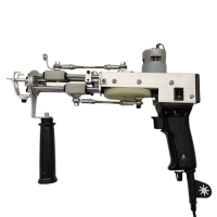 Pistol de tufting (carpet weaving gun), folosit pentru realizarea covoarelor și a produselor textile decorative